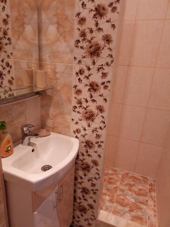 Apartment On Zarvanskaya In Old Town カームヤネツィ・ポジーリシクィイ エクステリア 写真